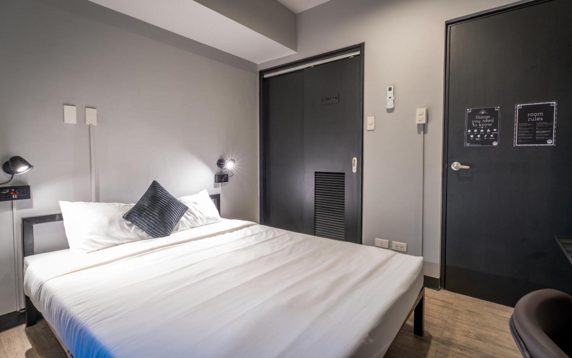 Mad Monkey Manila Vandrerhjem Makati City Eksteriør bilde