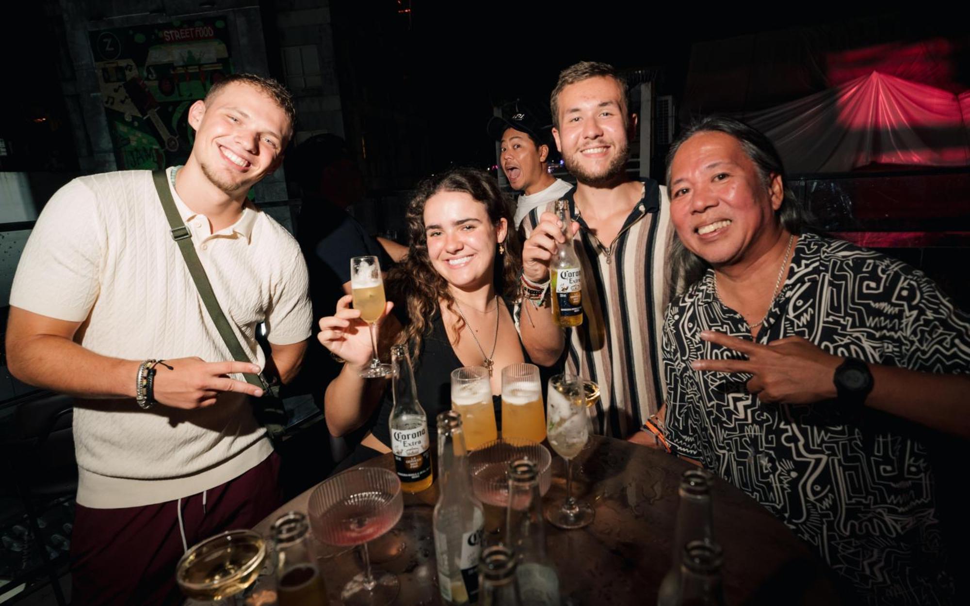 Mad Monkey Manila Vandrerhjem Makati City Eksteriør bilde