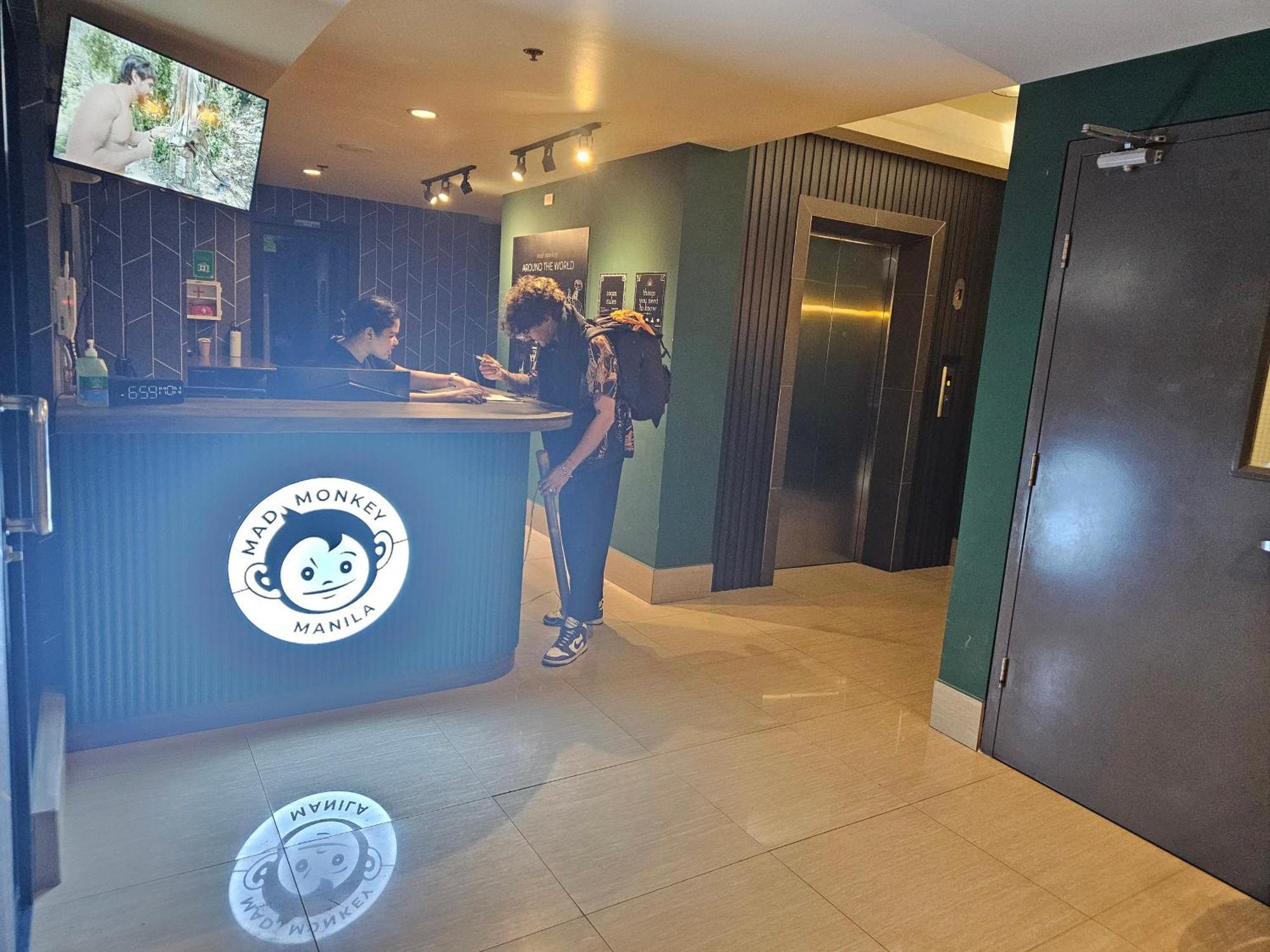 Mad Monkey Manila Vandrerhjem Makati City Eksteriør bilde